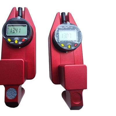 เครื่องมือพกพาความแม่นยําสูงสําหรับวัดความหนาของป้ายทาง ความละเอียดความละเอียด 0.01mm