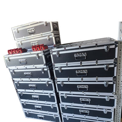 พื้นที่เก็บข้อมูล 16G มากกว่า 200000 ข้อมูลการทดสอบ เครื่องวัดแสงย้อนหลัง ปริมาตรโดยรวม 700mm X 135mm X 115mm และอุณหภูมิสี 2856±50K แหล่งแสงมาตรฐาน A