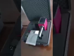 สีเหลือง สีเทา 2000mAh มือถือ Retroreflectometer การตรวจจับ 1 คีย์